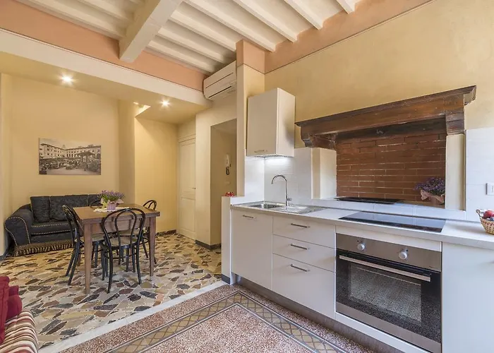 I Bei Ricordi - Historic Centre Apartment 6